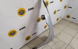 Крыло левое для Volvo S40 2011 года на фотографиях