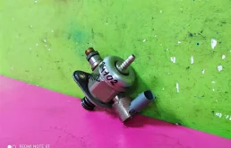 Топливный насос для Audi A4 2007 года на фотографиях