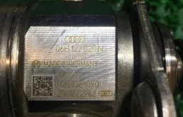 Топливный насос для Audi A4 2007 года на фотографиях