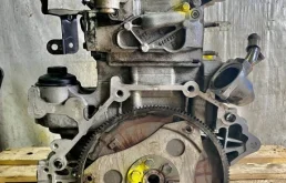 Двигатель для Opel Vectra 2008 года на фотографиях