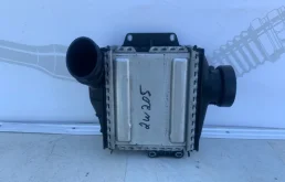 Интеркулер для Mercedes-Benz C class 2017 года на фотографиях