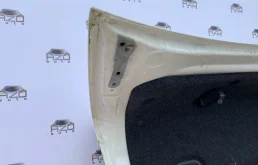 Крышка багажника для Volvo S80 2004 года на фотографиях