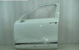 Дверь передняя левая для Volkswagen Touareg 2017 года на фотографиях