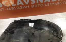 Усилитель переднего бампера для Opel Astra 2005 года на фотографиях