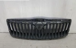 Решетка радиатора для Skoda Octavia 2008 года на фотографиях