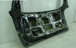 Дверь багажника для Opel Astra 2005 года на фотографиях