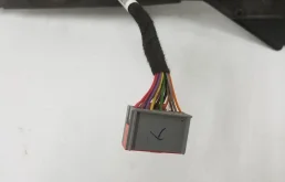 Стекла и зеркала для Land Rover Discovery 2018 года на фотографиях