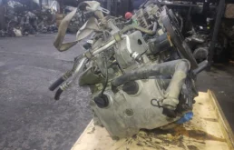 Двигатель для Subaru Legacy 1998 года на фотографиях