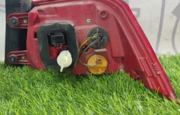 Фонарь внешний левый для Volkswagen Passat 2012 года на фотографиях