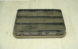 Решетка вентиляционная левая для BMW 5er 2000 года на фотографиях