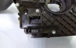 Подрулевой шлейф для BMW 5er 2017 года на фотографиях