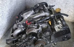 Двигатель для Subaru Legacy 2008 года на фотографиях