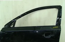 Двери для Volvo S80 2015 года на фотографиях