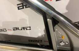 Дверь передняя правая для Volvo S80 2013 года на фотографиях