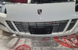 Бампер передний для Porsche Cayenne 2009 года на фотографиях