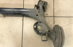 Задняя балка для Volkswagen Polo 2018 года на фотографиях