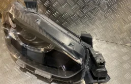 Фара ксенон левая для Mazda CX 5 2013 года на фотографиях