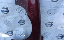 Крылья для Volvo S80 2005 года на фотографиях