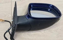 Стекла и зеркала для Volkswagen Touareg 2006 года на фотографиях