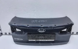 Крышка багажника для Kia Cerato 2017 года на фотографиях