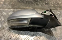 Стекла и зеркала для Volkswagen Passat 2006 года на фотографиях