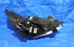 Фара левая для Nissan Teana 2010 года на фотографиях