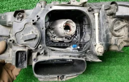 Фара правая для BMW 5er 2010 года на фотографиях