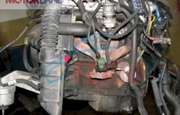 Двигатель без навесного для Opel Astra 1997 года на фотографиях