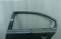 Двери для Skoda Octavia 2005 года на фотографиях