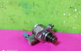 Топливный насос для Audi A4 2007 года на фотографиях