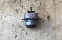 Опора двигателя задняя правая нижняя для BMW X5 на фотографиях