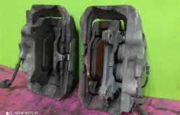 Суппорт передний правый для Audi A6 на фотографиях