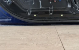 Дверь багажника для Volkswagen Touareg 2009 года на фотографиях