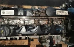 Двигатель без навесного для Mercedes-Benz GLK class 2016 года на фотографиях