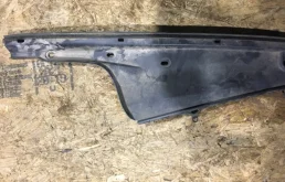 Замок капота для BMW 5er 2015 года на фотографиях