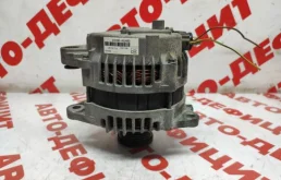 Генератор для Nissan X-Trail 2002 года на фотографиях