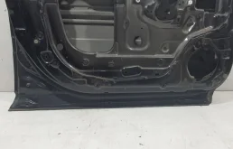 Дверь передняя левая для Nissan X-Trail 2001 года на фотографиях