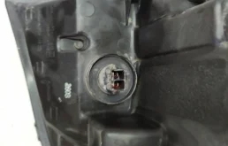 Фара ксенон левая для Nissan X-Trail 2002 года на фотографиях