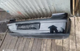 Бампер для Volkswagen Polo 2005 года на фотографиях