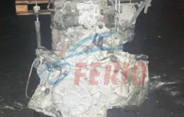 Двигатель без навесного для Hyundai Accent 1997 года на фотографиях