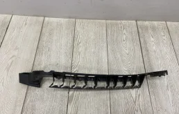 Направляющая бампера задняя правая для Skoda Octavia на фотографиях