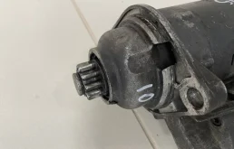 Стартер для Skoda Octavia 1996 года на фотографиях