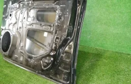 Двери для Toyota Land Cruiser 2018 года на фотографиях