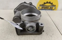 Дроссельная заслонка для Ford Focus 2005 года на фотографиях