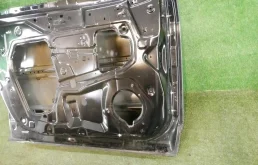 Дверь передняя левая для Nissan Qashqai 2014 года на фотографиях