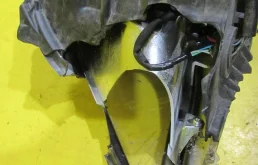 Фара правая для Lexus RX 2010 года на фотографиях