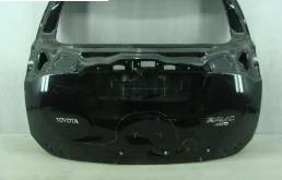 Дверь багажника для Toyota RAV4 2018 года на фотографиях