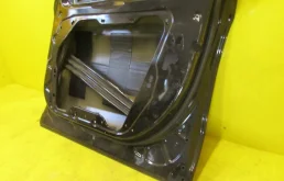 Дверь передняя правая для BMW X3 2023 года на фотографиях