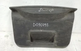 Обшивка двери багажника для Renault Duster на фотографиях