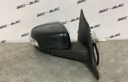 Зеркало боковое правое для Volvo S40 2005 года на фотографиях